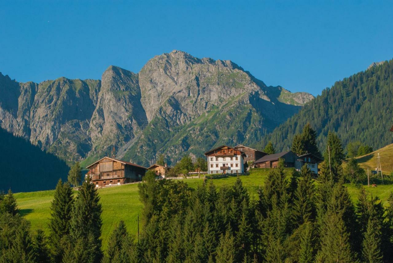 列兴Bio-Bergbauernhof Ederhias别墅 外观 照片